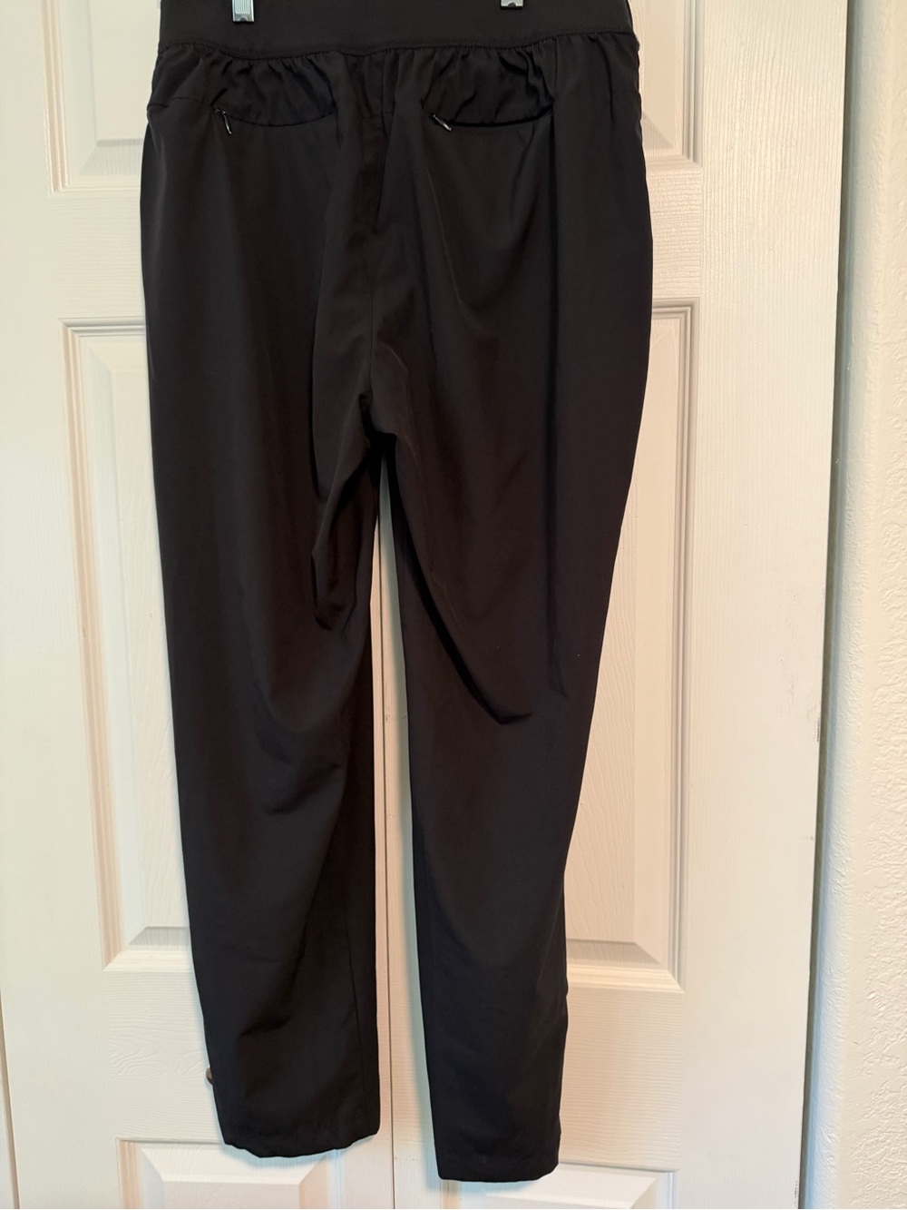 Tommy Bahama Black Active Wear Pants - Picture 2 of 10